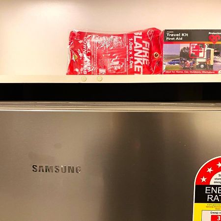 2 Bed 2 Bath Apartment In Braddon, Canberra - Pool, Gym And Free Parking エクステリア 写真
